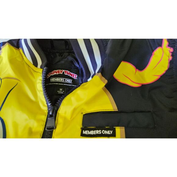 New Looney Tunes Members Only Jacket, Size Medium Navy & Yellow Tweety - Picture 3 of 9
